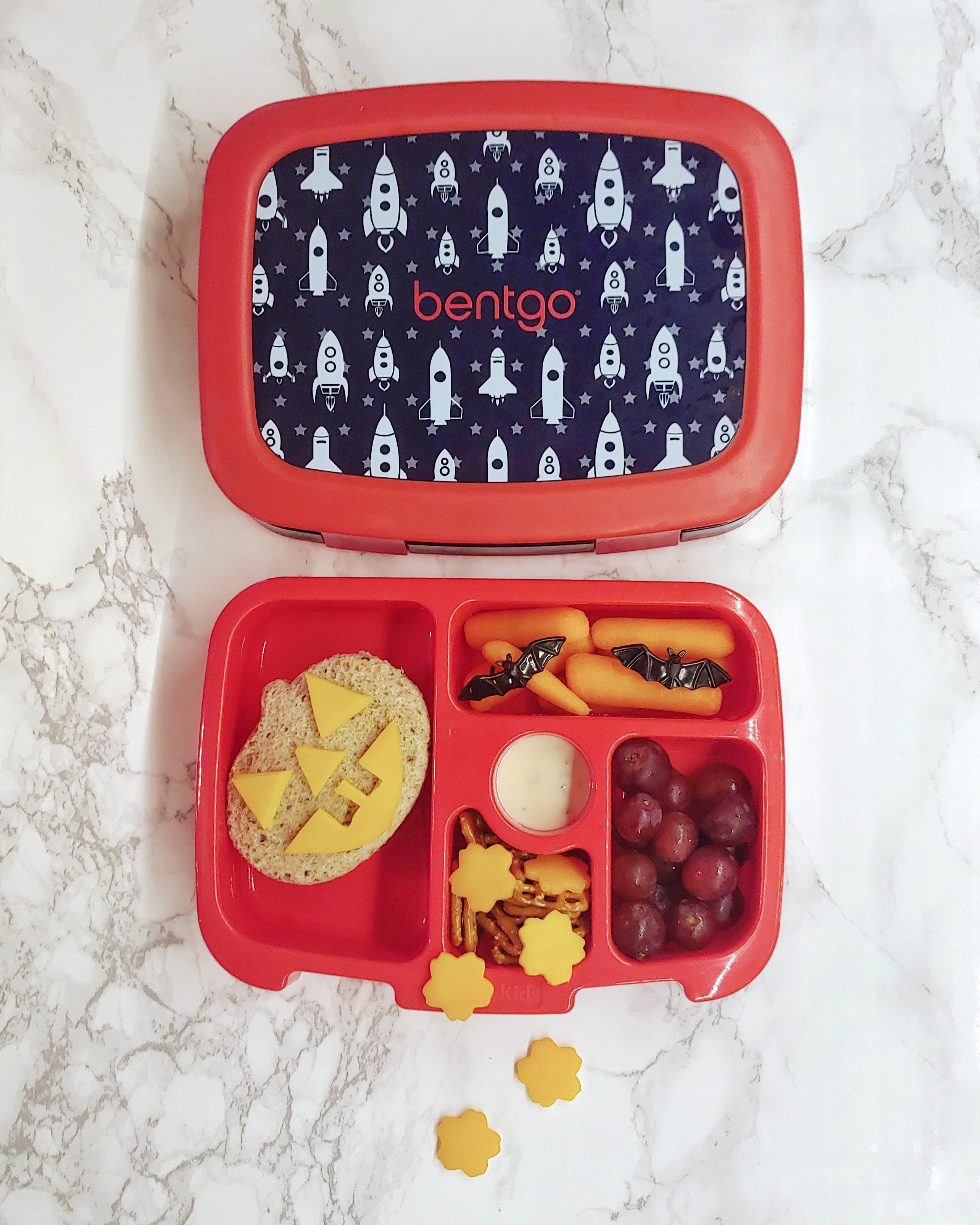 Easy Lunchboxes  Smaller on the Outside