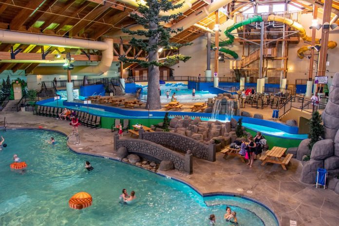 BEST INDOOR WISCONSIN WATERPARKS FOR KIDS